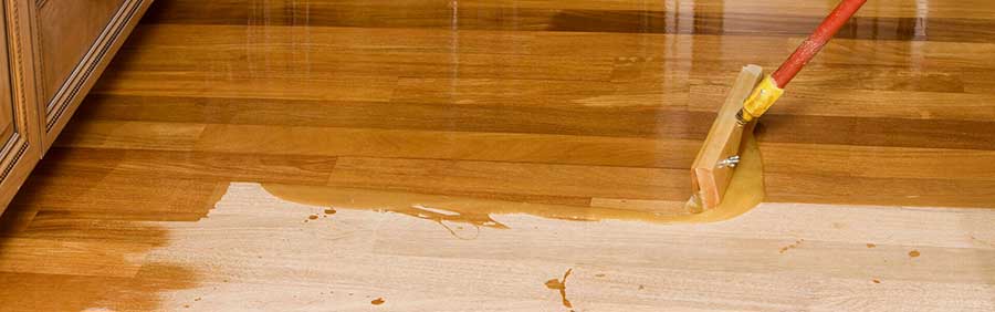 un parquet endommagé